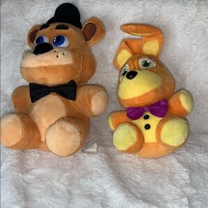 Five nights at Freddy Plush Toy Set - Orange and Yellow